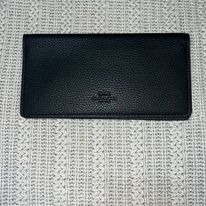 🖤 NWOT Black Leather Coach Check Book Holder 🖤